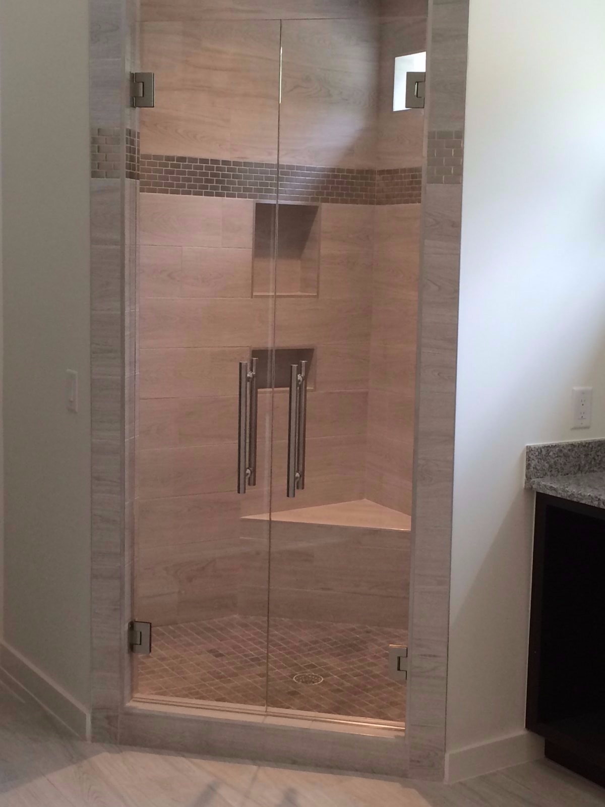 Double Door Enclosure With Low Iron Glass