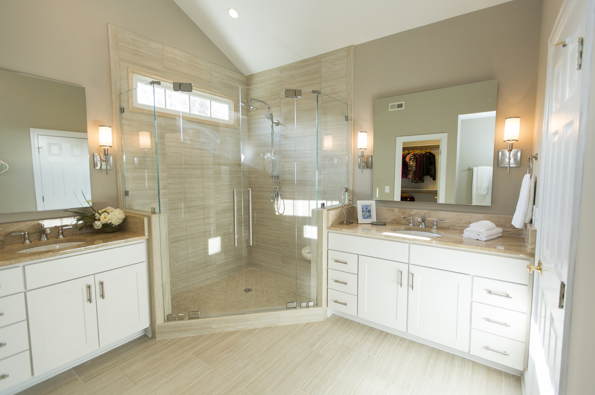 Custom Glass Shower Enclosures & Doors in Raleigh